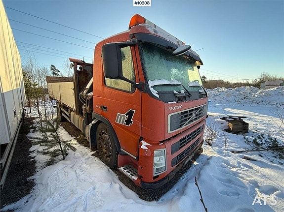 Volvo FM9 4X2 Flakbil med bakgavellyft (70,000:- ex moms) 2 of 24
