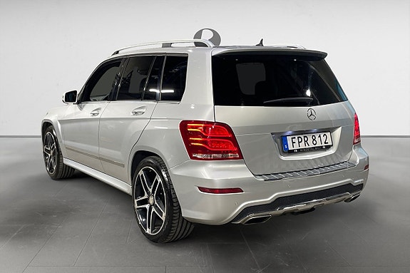 Mercedes-Benz GLK220 5 of 17