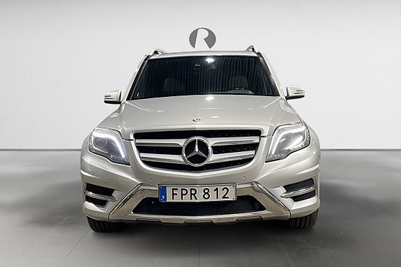 Mercedes-Benz GLK220 10 of 17