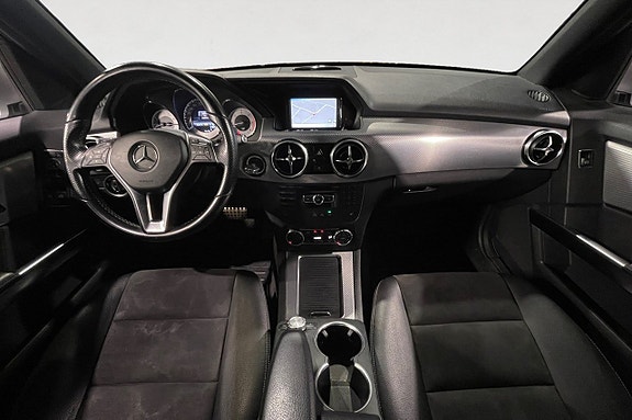 Mercedes-Benz GLK220 11 of 17