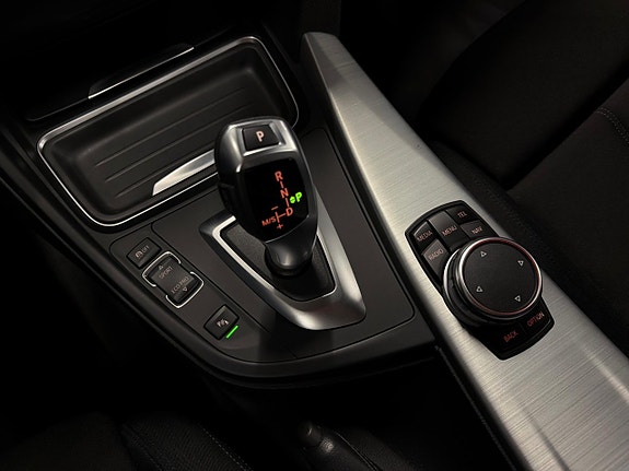 BMW 318d 17 of 22