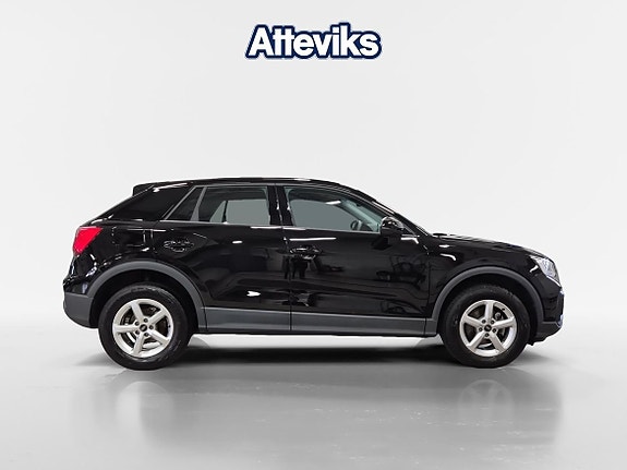 Audi Q2 2 of 15