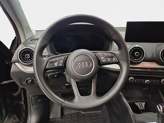 Audi Q2 12 of 15