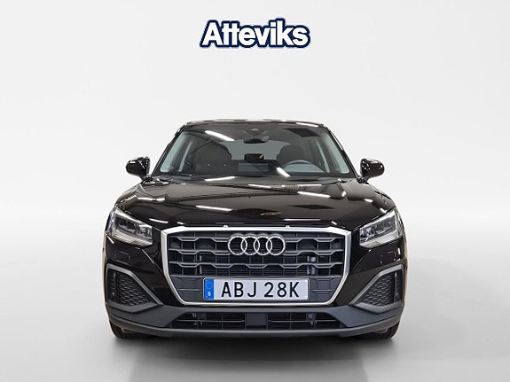 Audi Q2 8 of 15