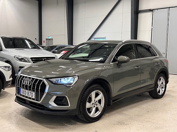 Audi Q3 4 of 29