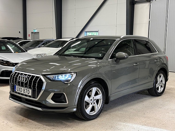 Audi Q3 4 of 29