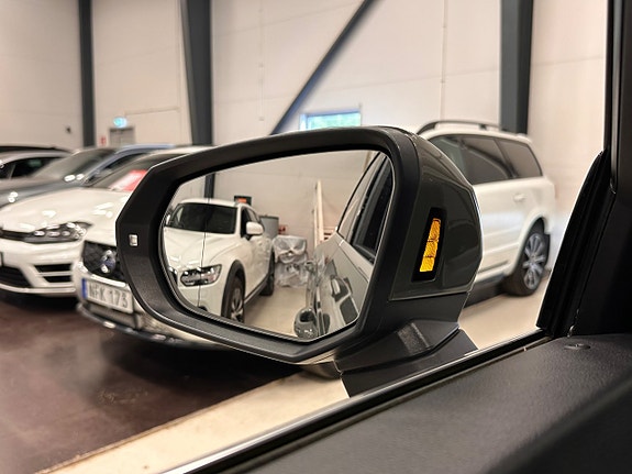 Audi Q3 7 of 29