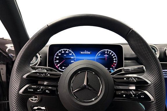 Mercedes-Benz C300 e 7 of 12