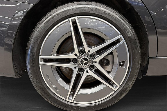 Mercedes-Benz C300 e 5 of 12