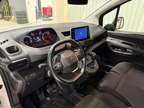 Peugeot Partner 8 of 19