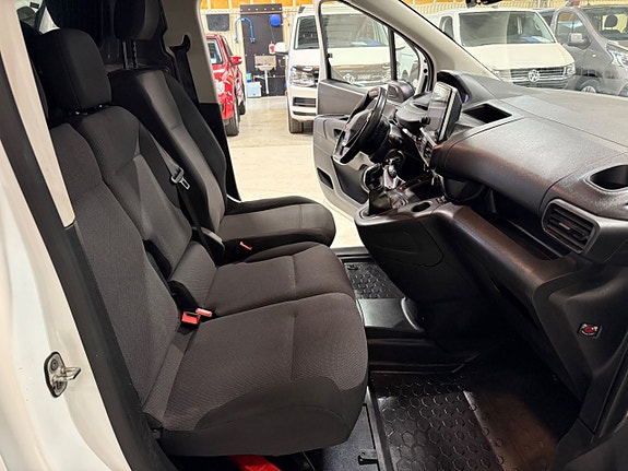Peugeot Partner 12 of 19