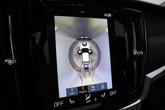 Volvo S90 19 of 26