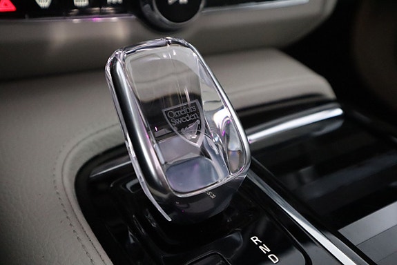 Volvo S90 24 of 26