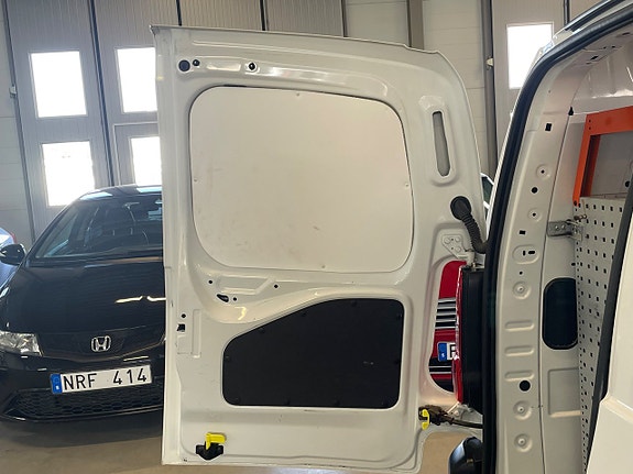 Peugeot Partner 15 of 28