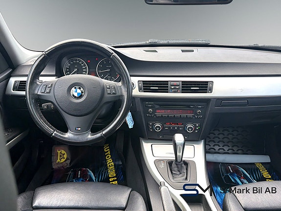 BMW 320i 8 of 11