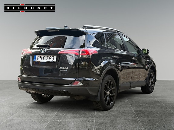 Toyota RAV4 20 of 21