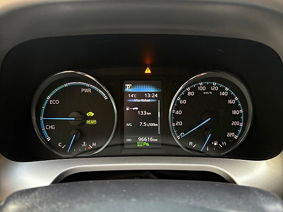 Toyota RAV4 12 of 21