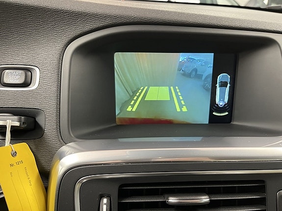 Volvo V60 7 of 8