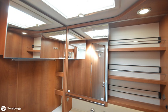 Rapido S90 Queensbädd, Alde, Dragkrok, 5 bältade plattser 19 of 21