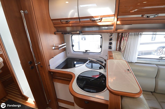 Rapido S90 Queensbädd, Alde, Dragkrok, 5 bältade plattser 5 of 21