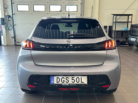 Peugeot 208 6 of 28