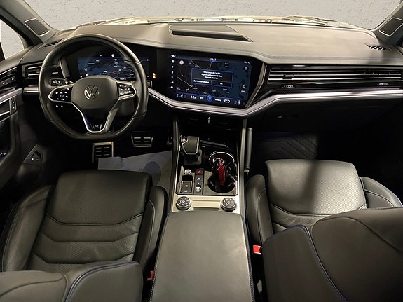 Volkswagen Touareg 5 of 9