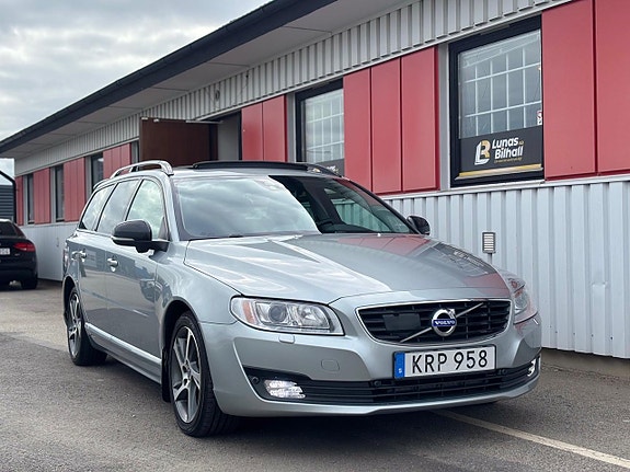 Volvo V70 5 of 30