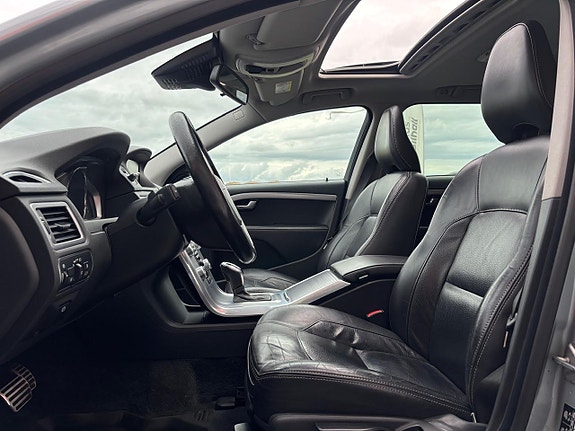 Volvo V70 20 of 30