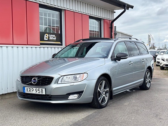 Volvo V70 2 of 30