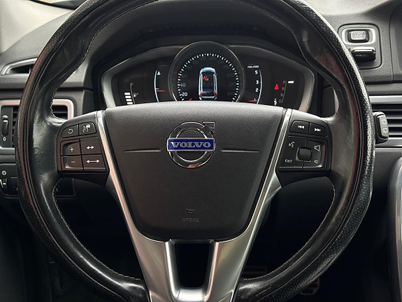 Volvo V70 12 of 30