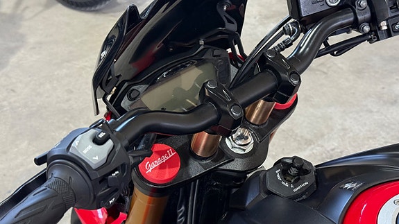 Suzuki Cycles GSX-S750 Yoshimura 0kr insats 9 of 10