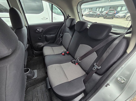 Nissan Micra 14 of 16