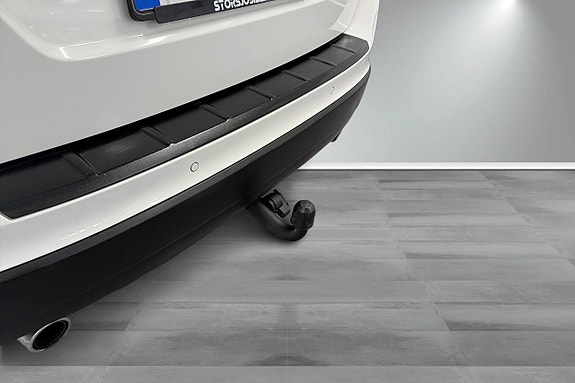 Volvo XC60 13 of 17