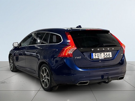 Volvo V60 5 of 25