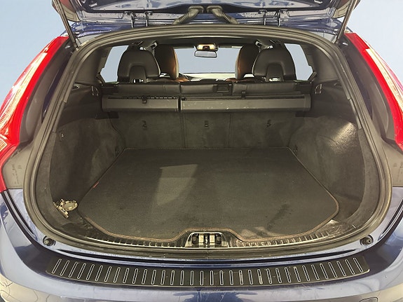 Volvo V60 12 of 25
