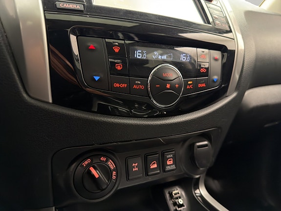 Nissan Navara 30 of 30