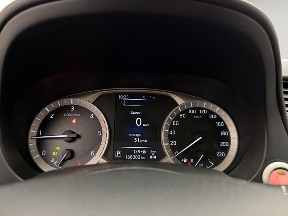 Nissan Navara 24 of 30
