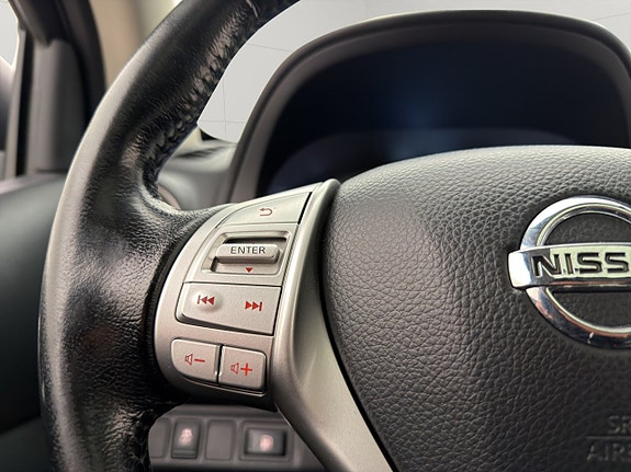 Nissan Navara 23 of 30