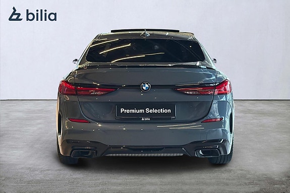 BMW M235i 8 of 22