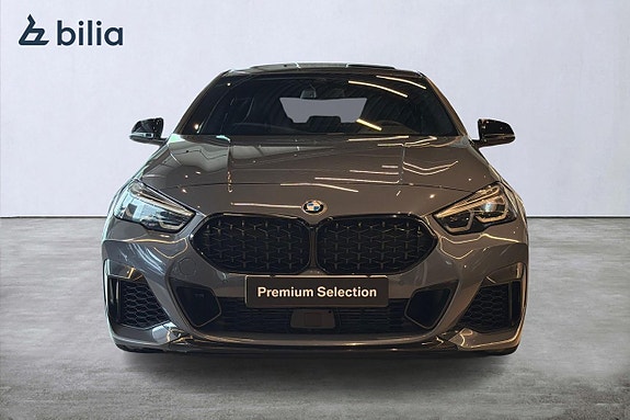 BMW M235i 9 of 22