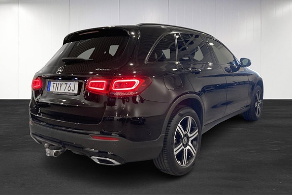 Mercedes-Benz GLC300 e 2 of 13