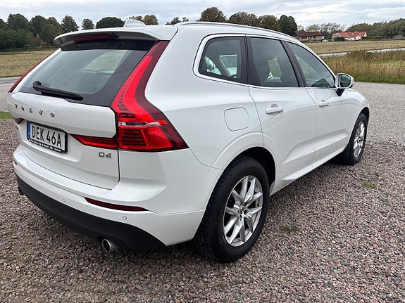 Volvo XC60 4 of 9