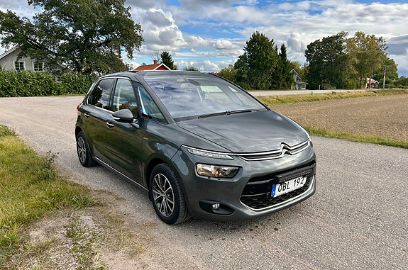 Citroen C4 Picasso 4 of 17