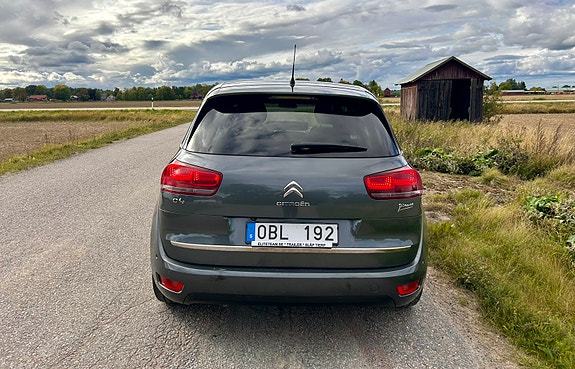 Citroen C4 Picasso 6 of 17