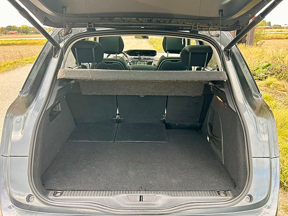 Citroen C4 Picasso 11 of 17