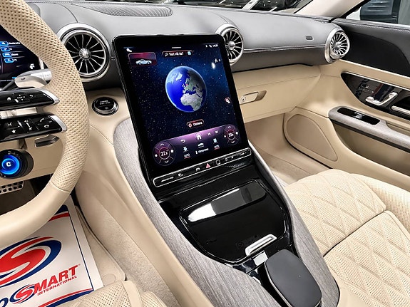 Mercedes-Benz AMG GT Coupe 12 of 25
