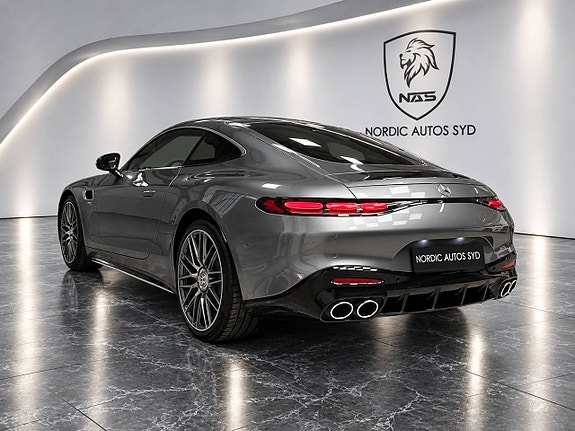 Mercedes-Benz AMG GT Coupe 3 of 25