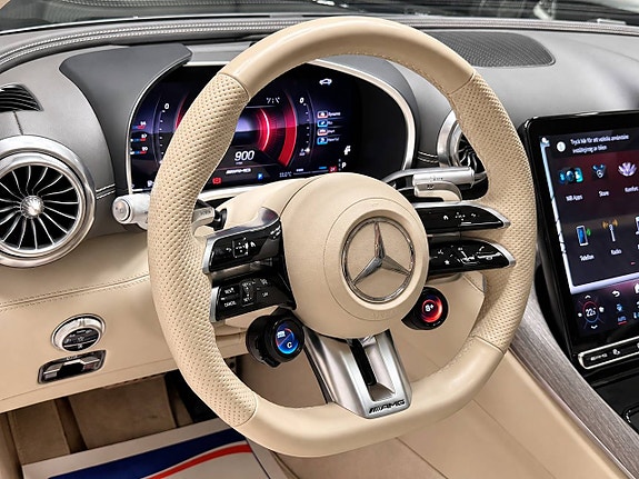 Mercedes-Benz AMG GT Coupe 11 of 25