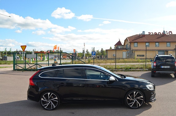 Volvo V60 14 of 24