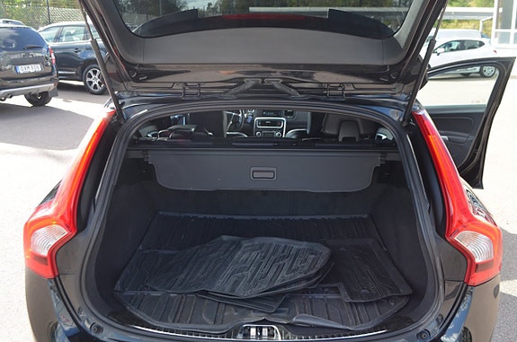 Volvo V60 23 of 24